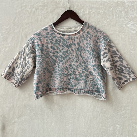 Size Small Maeve Anthropologie Brushed Cashmere Boxy Crop Sweater Cheetah Print - Picture 4 of 10